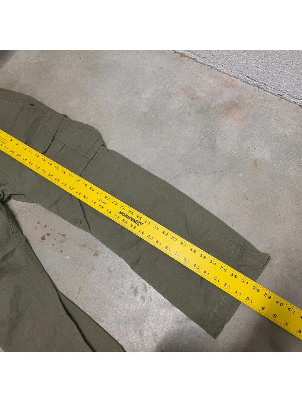 Nike SB Kearny Cargo  Skate Pants  Skateboarding Olive Mens  medium 32 x 27